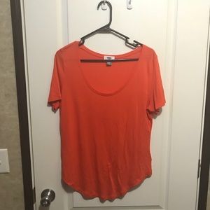 Old navy t-shirt